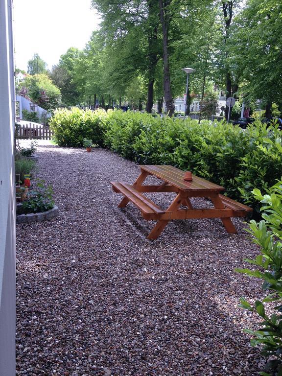 لوبيك Aparthotel Stadtpark المظهر الخارجي الصورة
